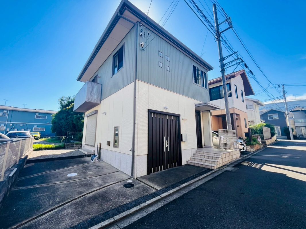 245332afa134ef5f331f4b9f2b4ea988